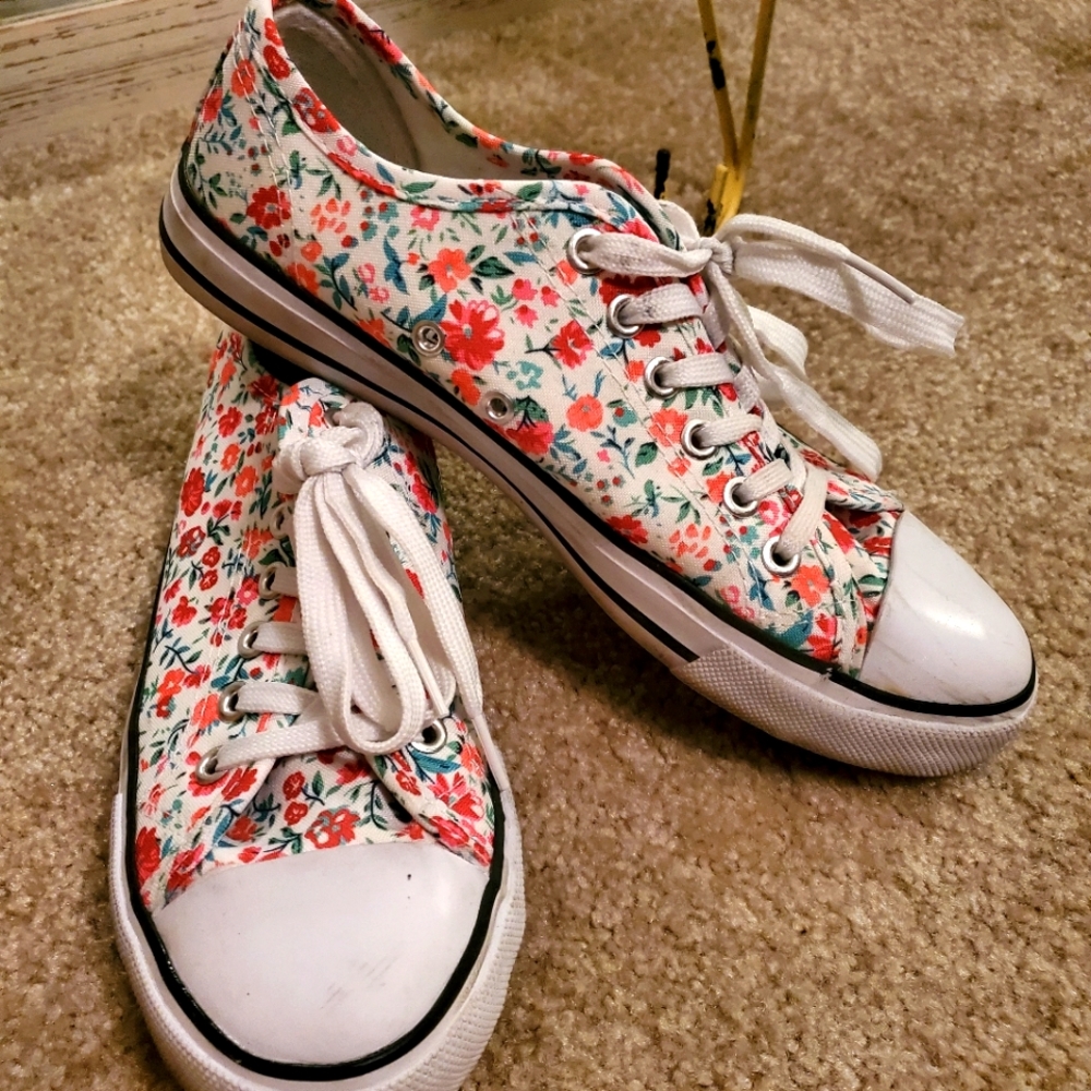 Lincoln Outfitters Floral Tennis Shoes